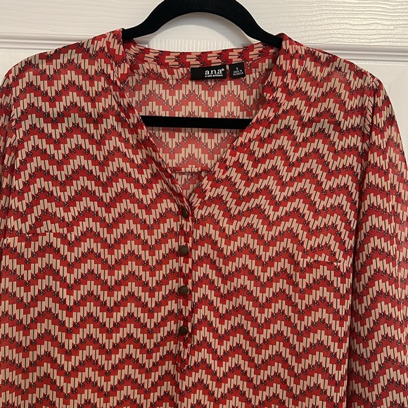 A.n.a. Top - Picture 2 of 7